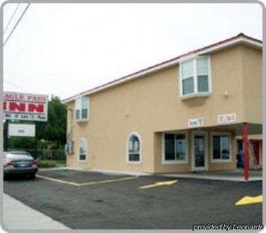 Eagle Pass Inn Εξωτερικό φωτογραφία